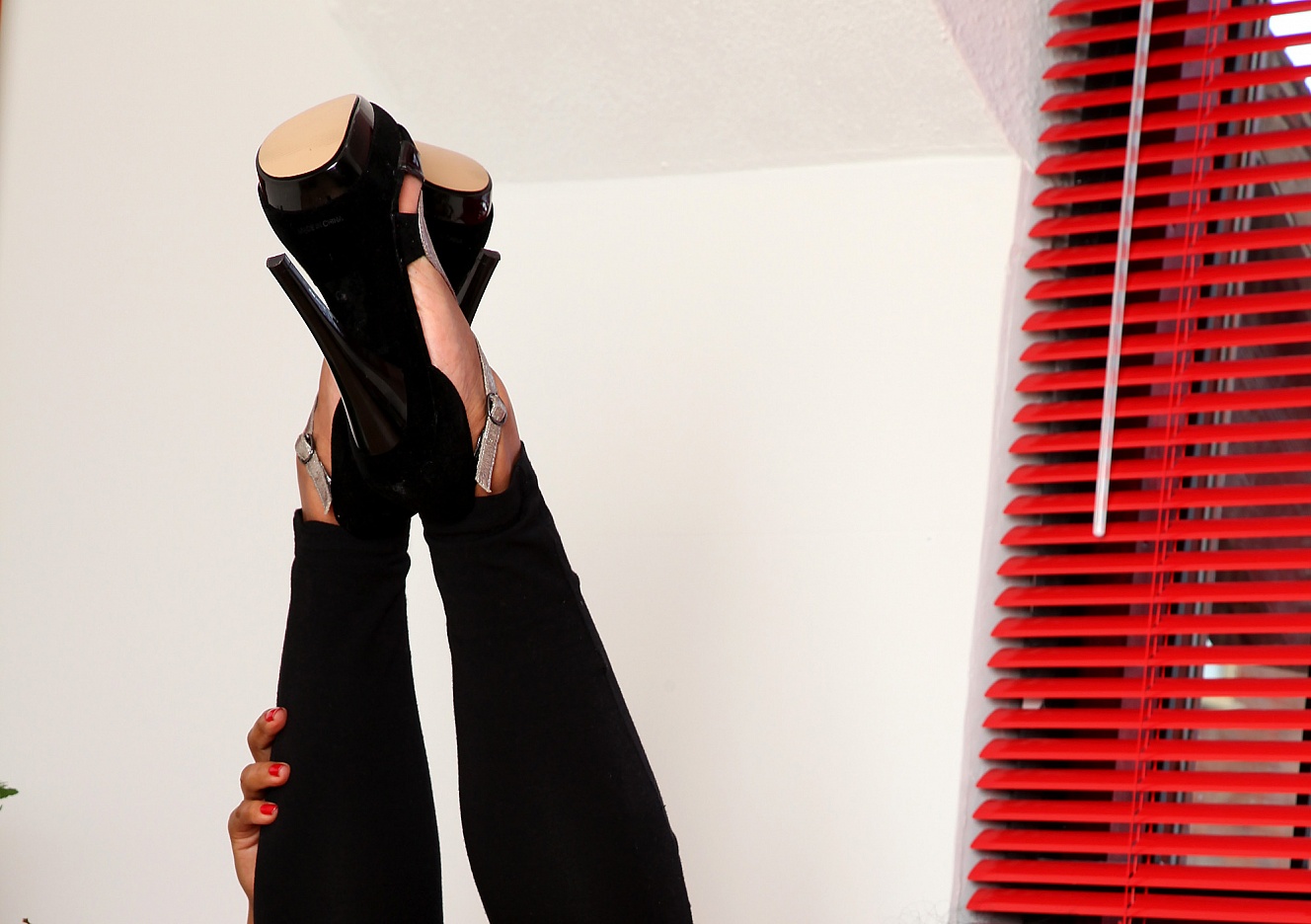 content/set0107/0.jpg